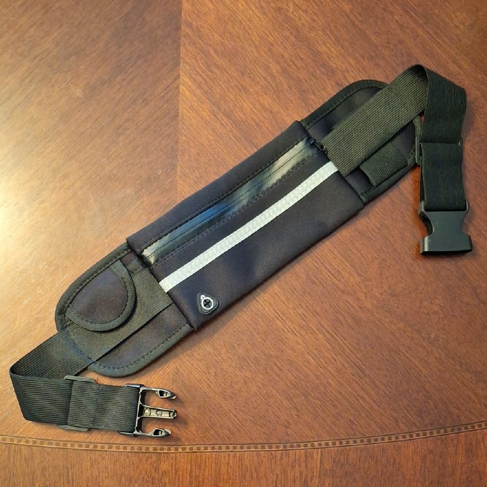 Black Reflective Running Belt Bag - New Without Tags